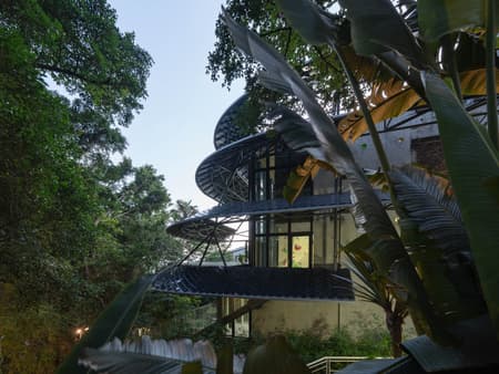 Positive Energy House